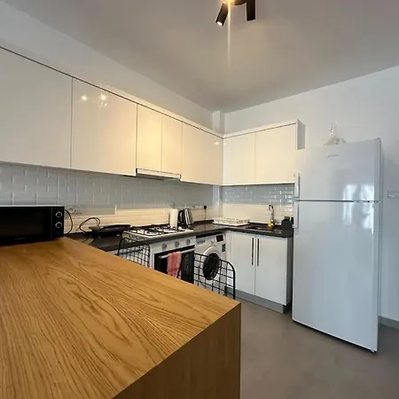 Luxury 1 Bedroom Amadeus 59 By Myguest Cyprus *